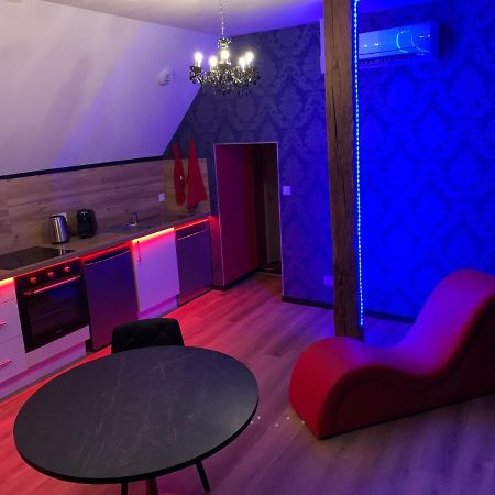 Love Room Avec Jacuzzi Prive Bonnetable Esterno foto
