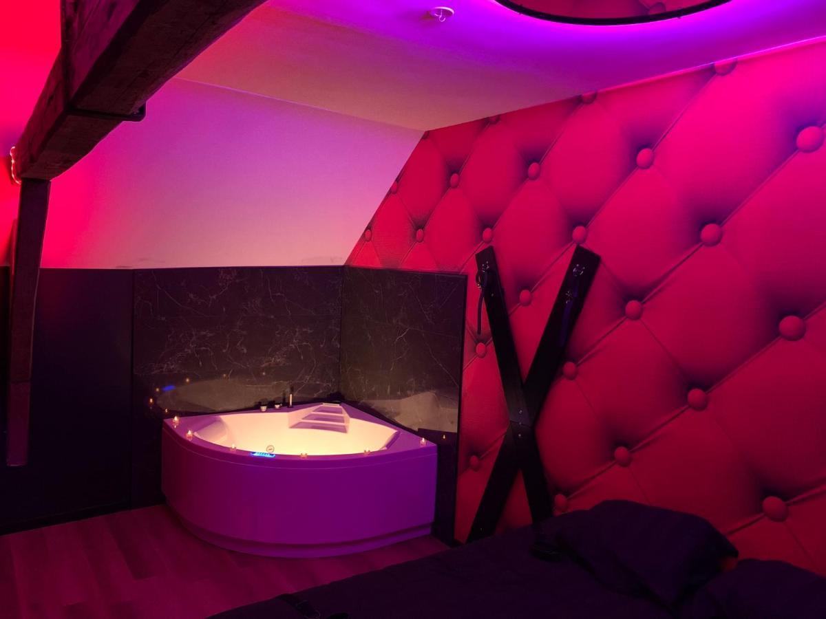 Love Room Avec Jacuzzi Prive Bonnetable Esterno foto