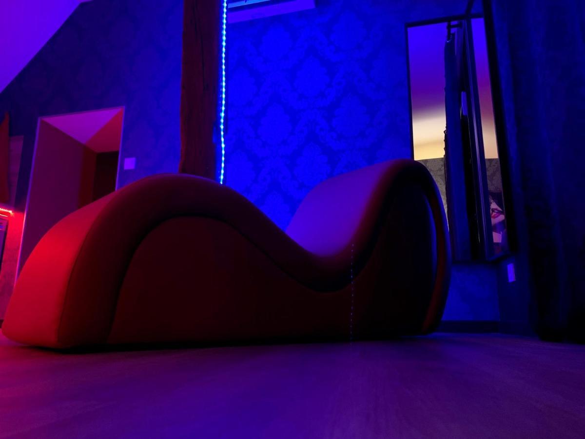Love Room Avec Jacuzzi Prive Bonnetable Esterno foto